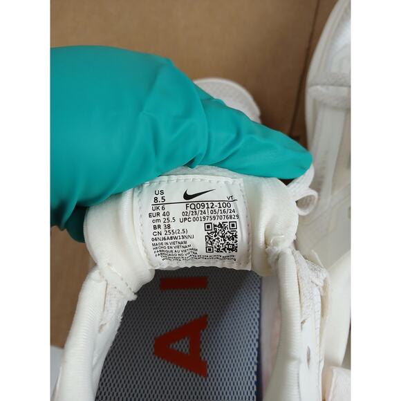 USED Nike Women's Trail 5 Gore-TEX Running Shoes, Sail/Red/Brown-Sz 8.5 - Picture 5 of 6